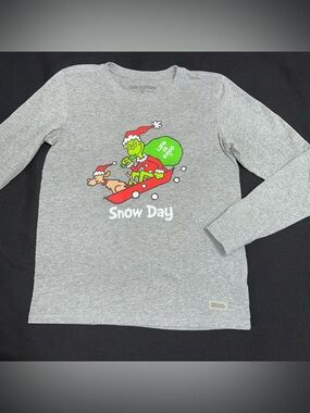 Life is Good Grinch Gray 'Snow Day' Grinch Long-Sleeve Crusher tee women’s small